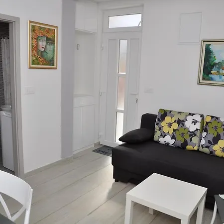 Bart Apartman *